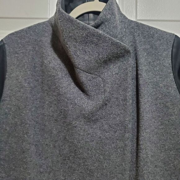 Theory Naomo Leather-Sleeve Felt Coat Size Small Gray Black Mixed Media S - Picture 4 of 16
